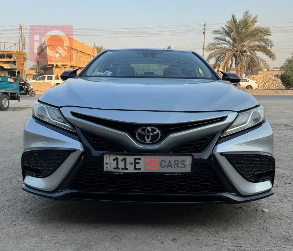 تۆیۆتا کامری